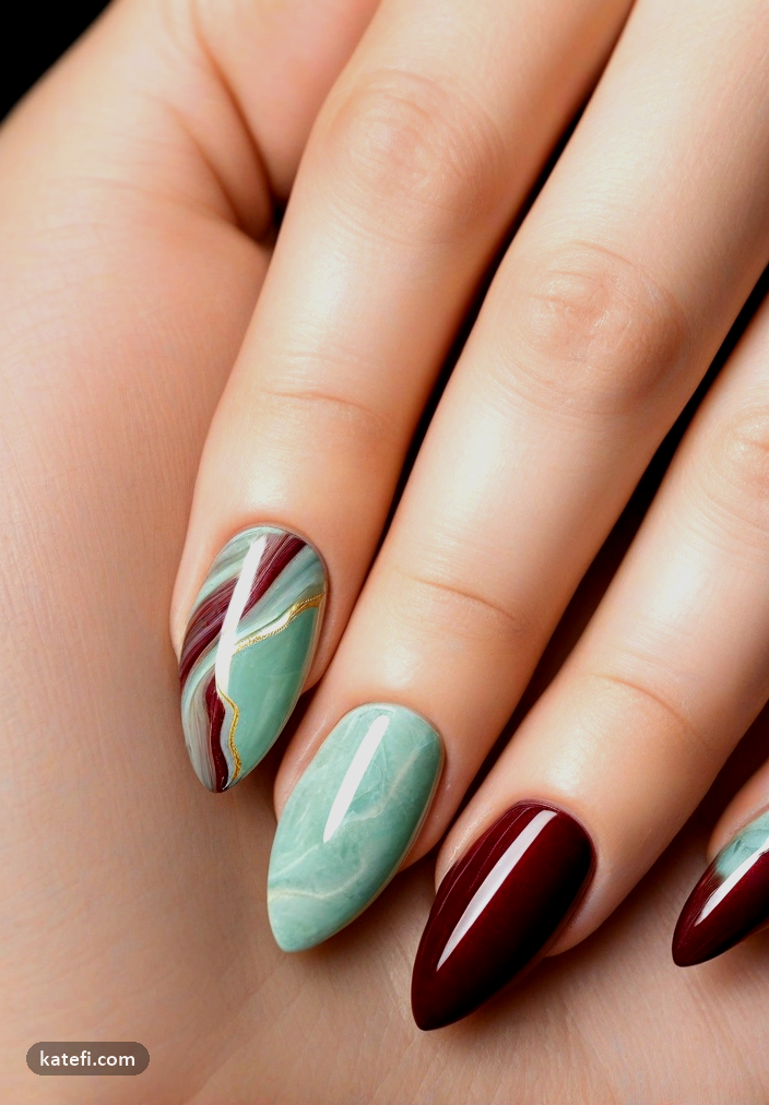 Vibrant vacation nails in tropical shades to embrace your getaway
